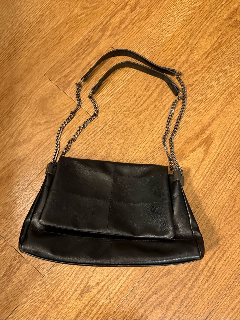 Classic Black Faux Leather Shoulder Bag with Chain Strap